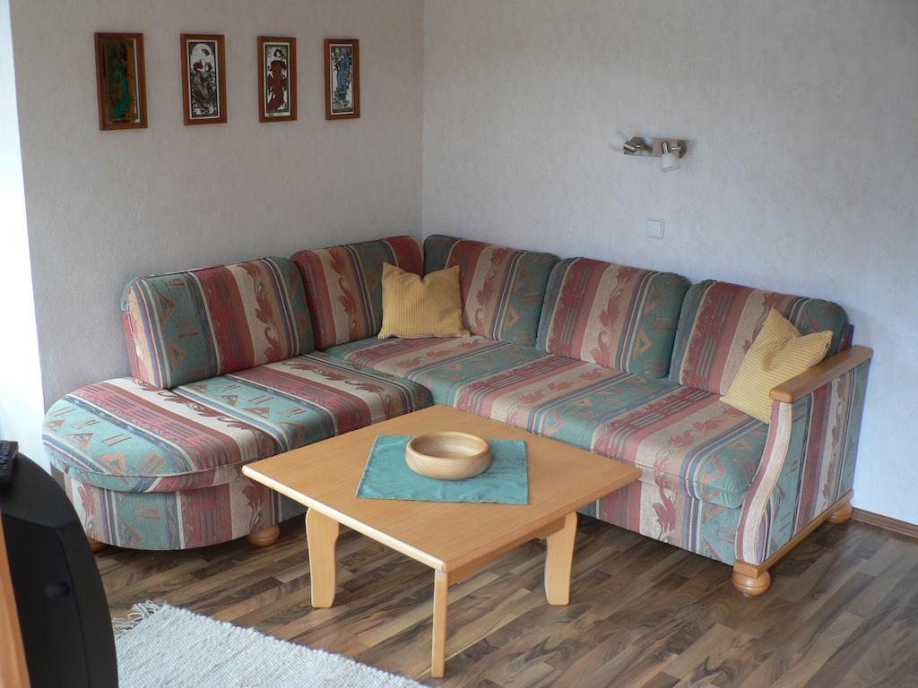 Antares Am See Maurach  Room photo