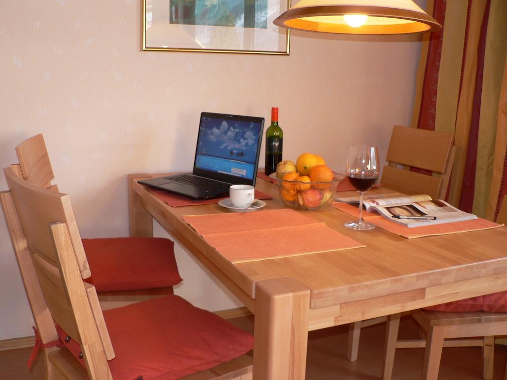 Antares Am See Maurach  Room photo